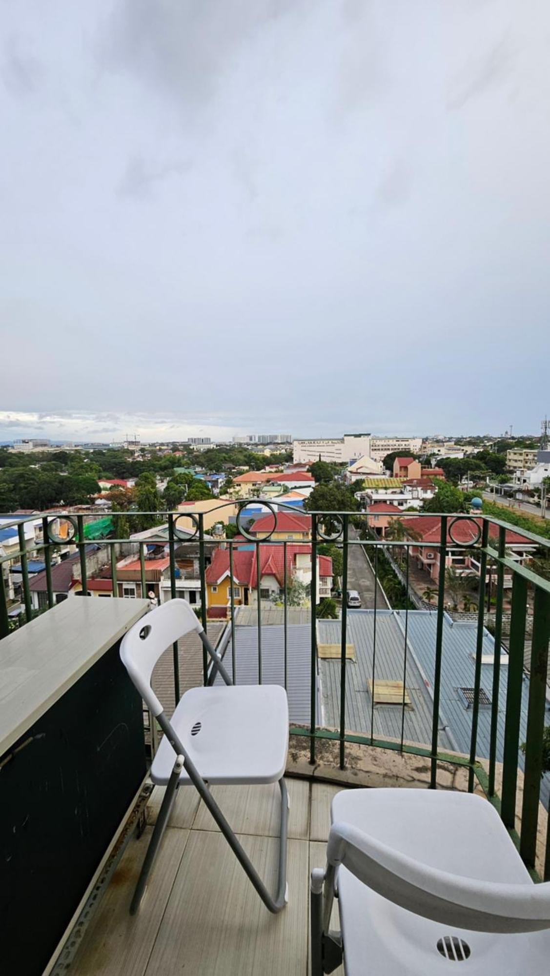 Cozy 2Br Staycation With Balcony Chateau Elysee For 4-6 Pax Paranaque City Exterior photo